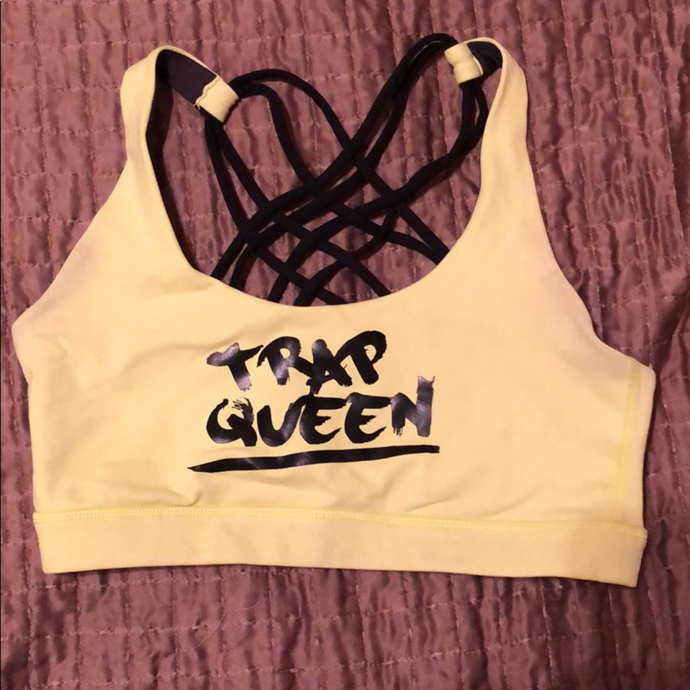 Live Sore sports bra